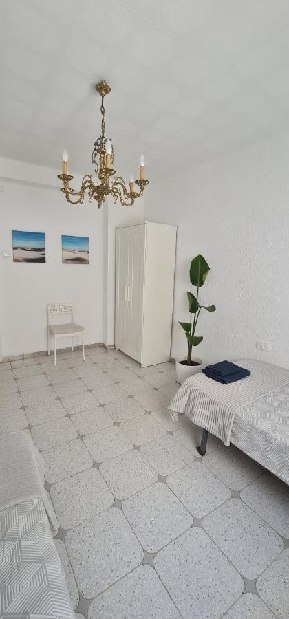 Holiday&Vacations Apartment On The Beach Valencia Exterior photo